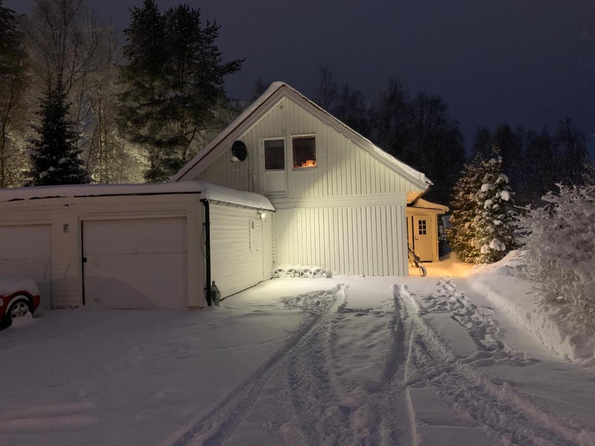 Own With Big Bed In A Big House! * Luleå